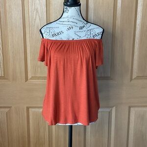 Kim & Cami Off-Shoulder Rust Top, Size M